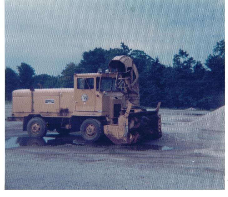 http://www.badgoat.net/Old Snow Plow Equipment/Truck Collections/Town of Springfield Trucks/Town of Springfield/GW729H629-11.jpg